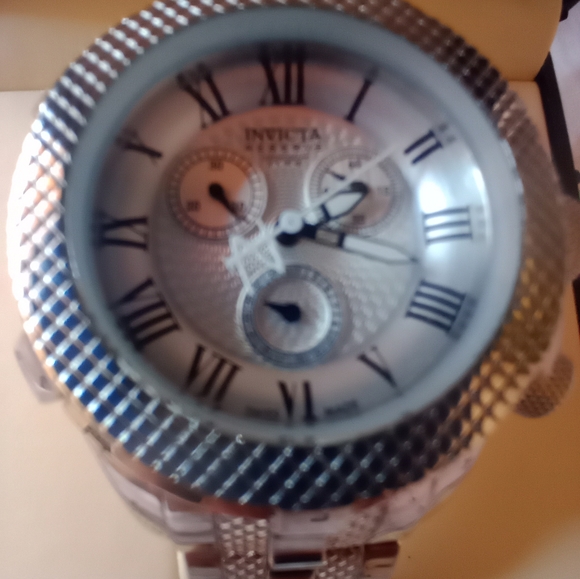 Invicta Bolt Chronograph Silver Dial Stainless Steel Ladies Watch! - Picture 2 of 11